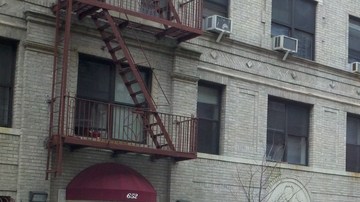 Vista de los edificios 652 y 656 West, de la calle 160, en Washington Heights, Manhattan, que fueron adquiridos por los inquilinos a través de una cooperativa.