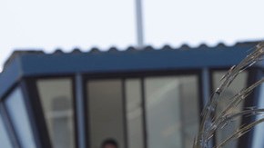 Una cárcel de Florida pese a ser de adultos también tiene entre su población a menores.