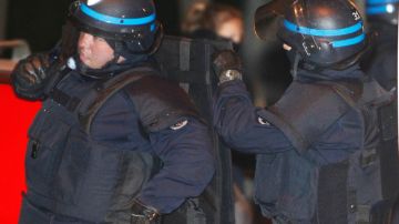 Fuerzas de seguridad francesas están a la espera de la captura del  presunto criminal .