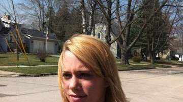 Jordan Pfeiler habla acerca de los misteriosos sonidos que se han escuchado en Clintonville, Wisconsin. Nadie sabe la naturaleza ni la procedencia de los sonidos.