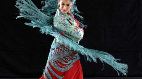 Carola Zertuche, bailadora y directora artística del Teatro Flamenco de San Francisco.