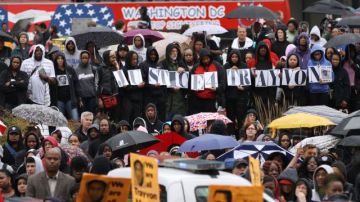 Hoy hubo marchas y otras manifestaciones en EE.UU. exigiendo justicia para Trayvon Martin. En la imagen, lo ocurrido hoy en la Freedom Plaza de Washington.