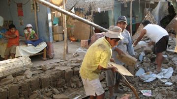Foto archivo  sobre el terremoto del 28 de octubre de 2011 en Ica Perú.