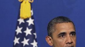 El presidente de EEUU, Barack Obama durante la rueda de prensa ofrecida conjuntamente con el presidente de Corea del Sur, Lee Myung-Bak (no fotografiado), en el Palacio Presidencial de Seúl.