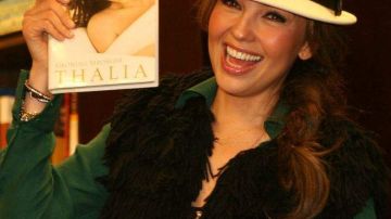 Thalía lanza un concurso: ¡disfrázate de ella!