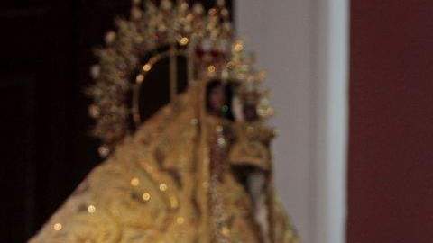 El Papa visitó hoy el santuario de la Virgen de la Caridad del Cobre en Santiago de Cuba.