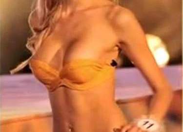 Jenna Talackova fue sacada del Miss Universo Canadá por ser transexual.