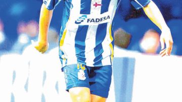 Andrés Guardado cumple cinco años en el Deportivo.
