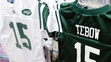 La decisión del juez implica que no se puede adquirir ropa de los Jets que tenga el nombre de Tebow y que sea fabricada por Reebok.