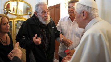 Una conversación cordial sostuvieron el Papa Benedicto XVI y el expresidente cubano Fidel Castro  en la sede de la Nunciatura en La Habana.