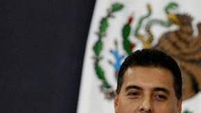 Hernández, demócrata, se enfrenta al republicano Jeff Denham  por  un escaño en el distrito  10  de California.