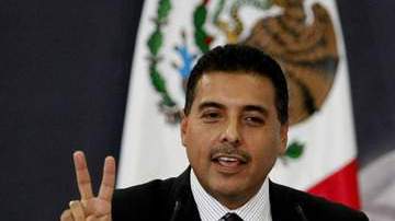 Hernández, demócrata, se enfrenta al republicano Jeff Denham  por  un escaño en el distrito  10  de California.