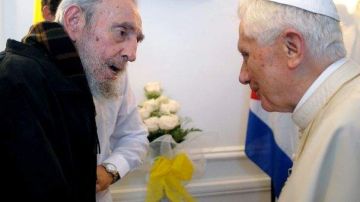 Fidel Castro se reunió con el Papa en la sede de la Nunciatura Apostólica en La Habana.