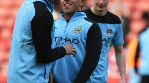 Carlos Tévez podría salir hoy como títular.