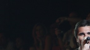 El tema 'La Señal' del colombiano Juanes, se posiciona en el gusto del público de latinoamerica y EE UU.