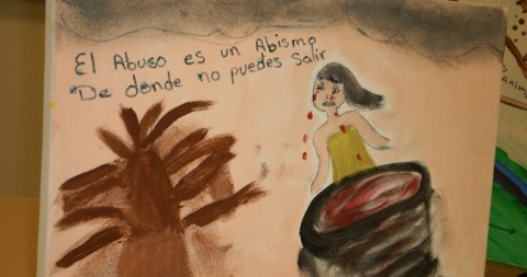 Exhibición con el tema de la lucha contra el acoso sexual.