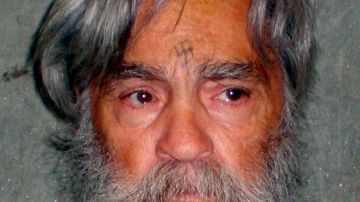 Manson ya tiene 77 años de los que lleva 40 encarcelado tras haber cometido los asesinatos en Los Angeles entre éstos el de la actriz Sharon Tate.