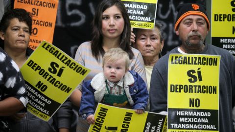El movimiento 99% y de Hermandad Mexicana, anunciaron que lucharán por derechos de inmigrantes.