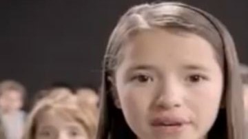 Imagen copiada del video "Niños incómodos exigen a candidatos", en YouTube.