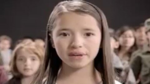 Imagen copiada del video "Niños incómodos exigen a candidatos", en YouTube.