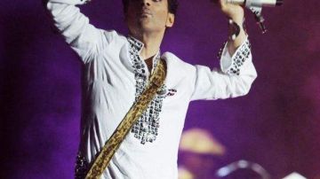 Para el álbum “3121”, Prince pretendió ponerlo a la venta con la inclusión de una fragancia y por ello se asoció con la compañía de perfume en beneficio de partes iguales.