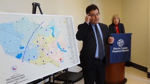 Autoridades del Condado de Harris anunciaron la apertura de una clínica en Bear Creek.