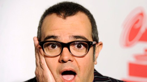 El nuevo álbum de Aleks Syntek tendrá un sonido de los años 80.
