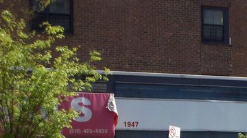 El oficial Eder Loor fue apuñalado en el cuello.