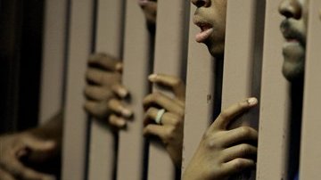 La medida en Chile ayudará a disminuir la población carcelaria.