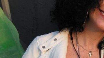 Cecilia Villar Eljuri se nutre del sonido rock en inglés para crear una estética musical personal y original.