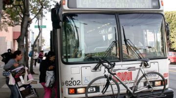 Si se aprueba el presupuesto para brindar transporte gratis a jóvenes en San Francisco, la medida comenzaría el 1 de agosto .