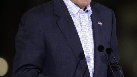 Romney culpa al Presidente de la actual situación. Obama dice que su adversario solo la empeorará.