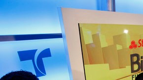 Parece ser que Daddy Yankee canceló su participación en la Conferencia y los premios.