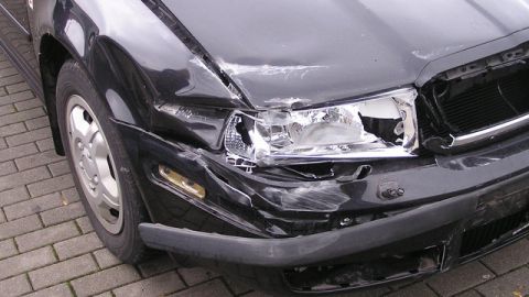 Un vehículo menos lujoso te permitirá reducir el monto del seguro de colisión o de cobertura extendida (conocido en inglés con el nombre de  'comprehensive').