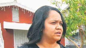 Araceli Bernabé, que atestiguó el accidente, contó cómo el vehículo no se detuvo y arrolló a José Arriola, quien murió en el hospital, y a su hija Anjélica, que ayer continuaba en coma.