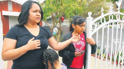 Araceli Bernabé, que atestiguó el accidente, contó cómo el vehículo no se detuvo y arrolló a José Arriola, quien murió en el hospital, y a su hija Anjélica, que ayer continuaba en coma.