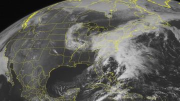 La densa nube que cubre buena parte de la Costa Este de Estados Unidos, y que puede descargar fuertes tormentas.