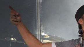 Los fanáticos de ambos cantantes los podrán ver juntos a partir de julio.