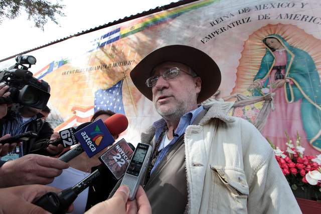 El poeta mexicano Javier Sicilia, realizó una conferencia de prensa para anunciar la Caravana internacional por la paz.