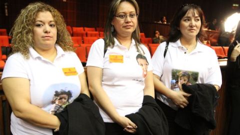 Madres piden aclarar el caso en donde murieron 49 menores.