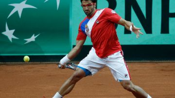 El serbio Janko Tipsarevic es el número ocho del mundo, pero hoy enfrenta al mejor tenista en arcilla, el español Rafael Nadal.
