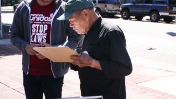 El paletero José Hernández sumó su firma a una carta dirigida a Obama.