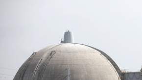 La planta nuclear San Onofre a 45 millas al norte de San Diego es operada por Southern California Edison.
