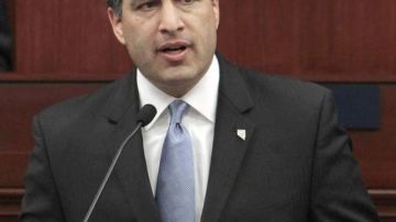 El gobernador de Nevada, Brian Sandoval, afirma que no cree necesario que su estado siga los mismos pasos que Arizona.