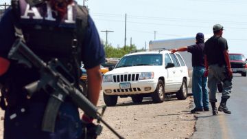 En el operativo realizado en  Semana Santa del Programa Paisano, 20 mexicanos procedentes de Estados Unidos fueron estafados con documentos falsos para la internación de sus coches a México.