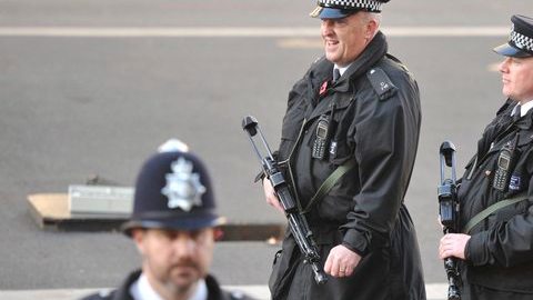 Las autoridades británicas confirmaron previamente que hasta 13,500 soldados serán desplegados en aire, mar y tierra.