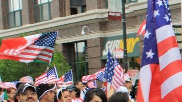 Imagen de la marcha del 1 de mayo, del 2010, a la salida del Parque Union, en Chicago.