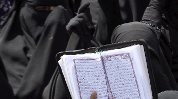 El pastor Terry Jones quemó un ejemplar del Corán, acto deplorado por el gobierno de EE.UU.