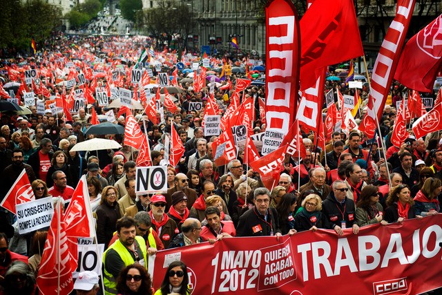 Protestas en Europa en el Día del Trabajo - La Opinión