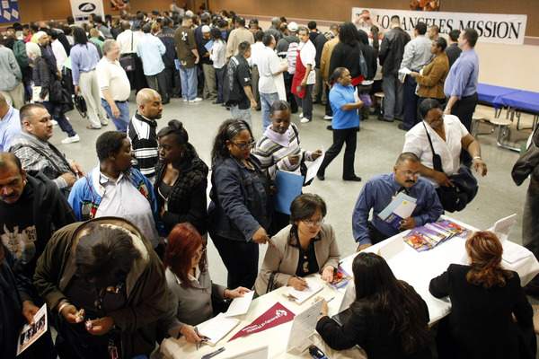 La falta de empleos es una de las mayores preocupaciones de los californianos.